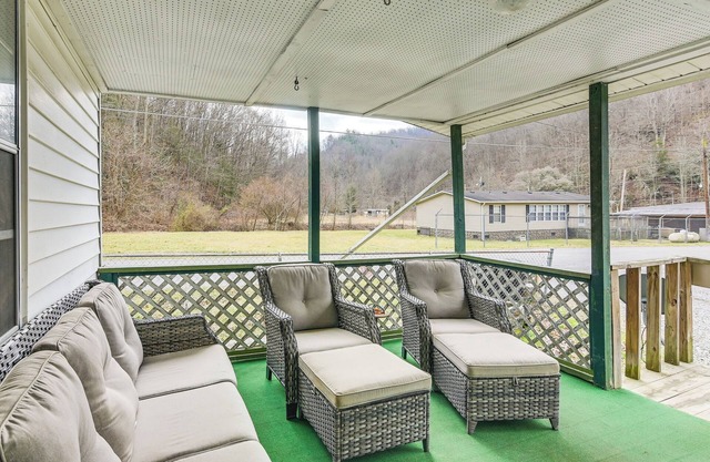 Spacious West Virginia Home: Ride to ATV Trails!