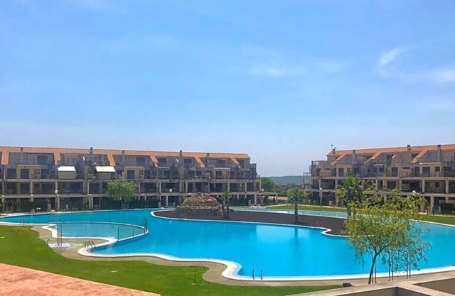 SPANIEN: VINAROS - SANT JORDI: Schöne Ferienwohnung für 6 Personen mit herrlicher Aussicht.