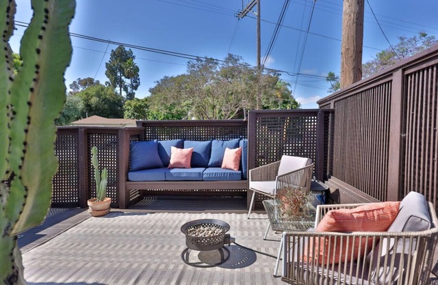 Spanish Casa near zoo&beach|sun deck| firepit|AC|EV