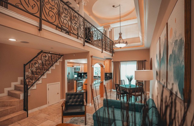 Spanish Style Townhouse w/ 2 MBR, Views, Safe Area