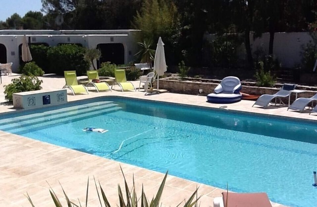 VILLA IM SPANISCHEN TYP (FINCA) 205 + 85 m2 Wohnfläche !!!