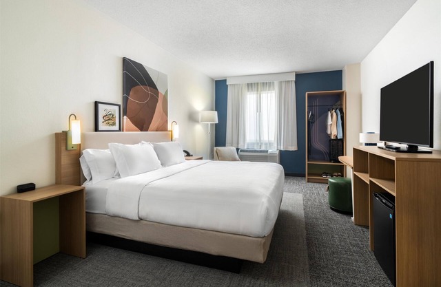 Spark By Hilton Madison Central