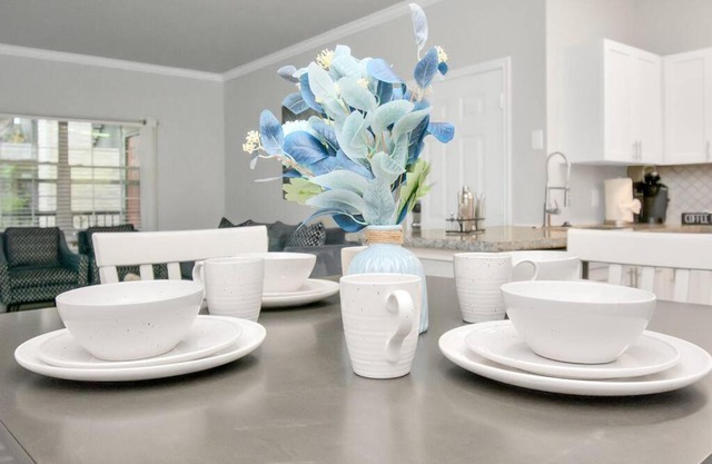 Sparkling Blue Fully Furnished by NRG & Dwtwn!