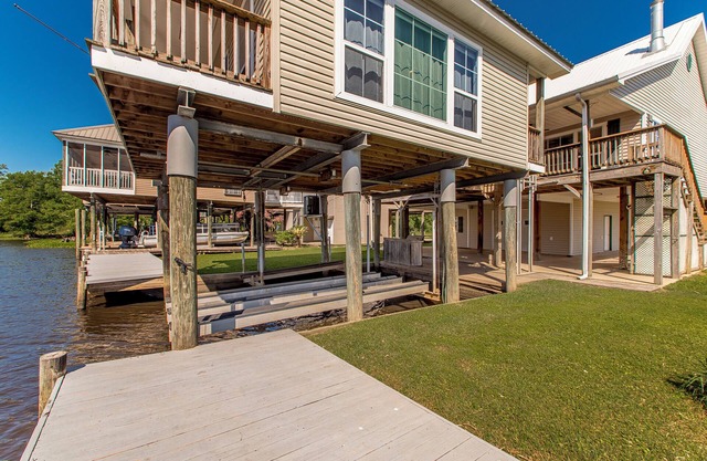 Specious Waterfront home on the Tickfaw River