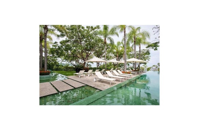 Spectacular 11,000 sqft PH fully Staffed