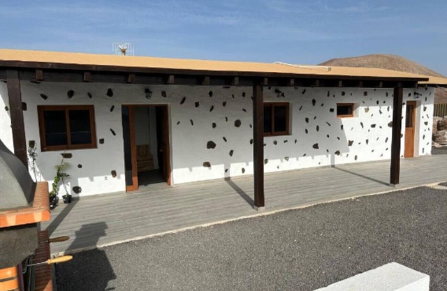 Spectacular 3 bedroom Villa with pool