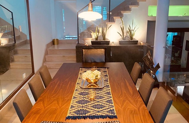 Spectacular house in the heart of Polanco with with terrace and garden