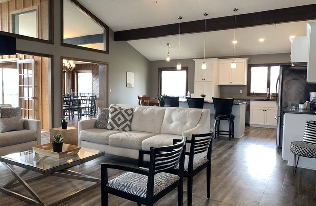 Spectacular Lake Home on Locke Lake in Monticello!