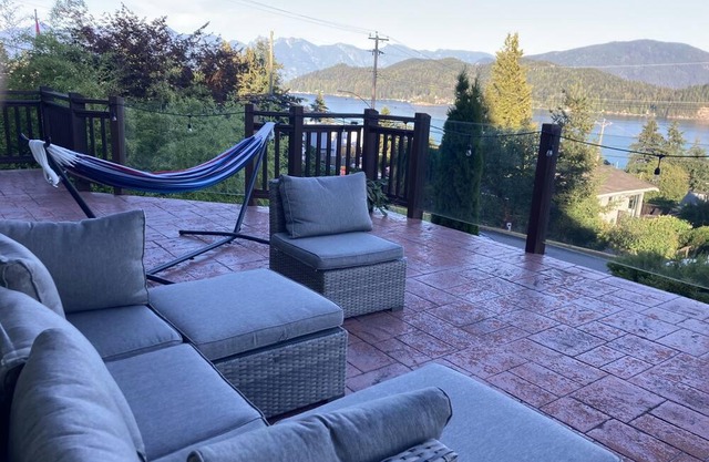 Spectacular Ocean View Home in Gibsons BC