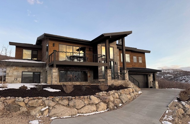 Spectacular Park City 4-bedroom home, with amazing Mountain and Lake views.