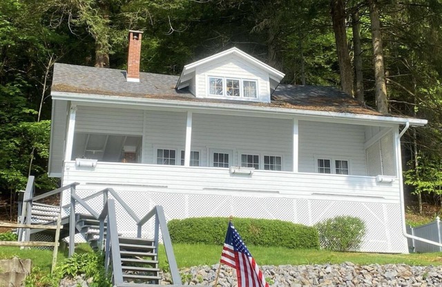 Spectacular private waterfront ~ Otsego Lake ~