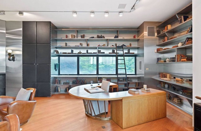 Spectacular Ridgefield Designer estate & Farm House, Pool