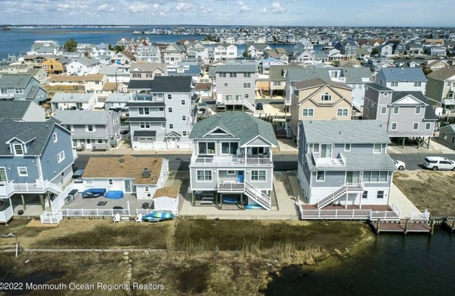 Spectacular unobstructed open bay views to enjoy from every level!