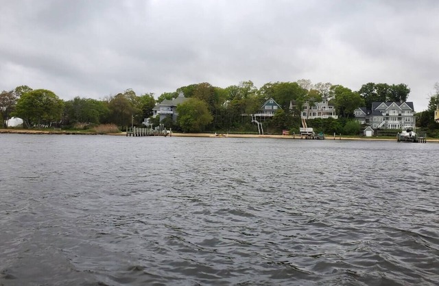 Spectacular waterfront w/private Beach 5 BR Island Heights