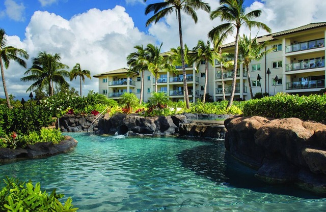 Spend Thanksgiving Week 2025 at Marriott Vacation Club - Lagoons. 2br/2b suite.