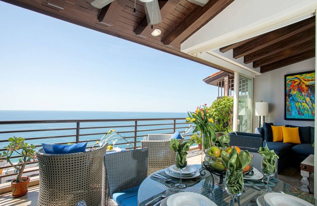 SPH5 2 Bett 2 Bad Ocean Front Penthouse