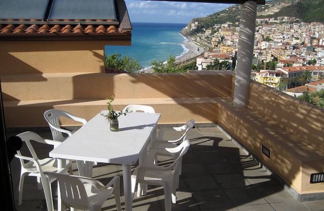 Spisidda House - Lipari Studio - Near Gioiosa Marea