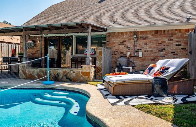 Splash Zone! BBQs, Bonfires & Pool Volleyball!