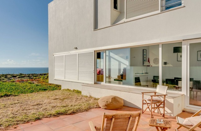 Splendid panoramic sea view, privacy and the sunset, the watercolor of the sky!!