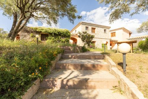 SPLENDIDO APPARTAMENTO SAN TEODORO La Suaredda