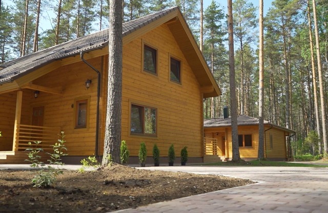 SPLIFE - a family-friendly semi-detached guest house