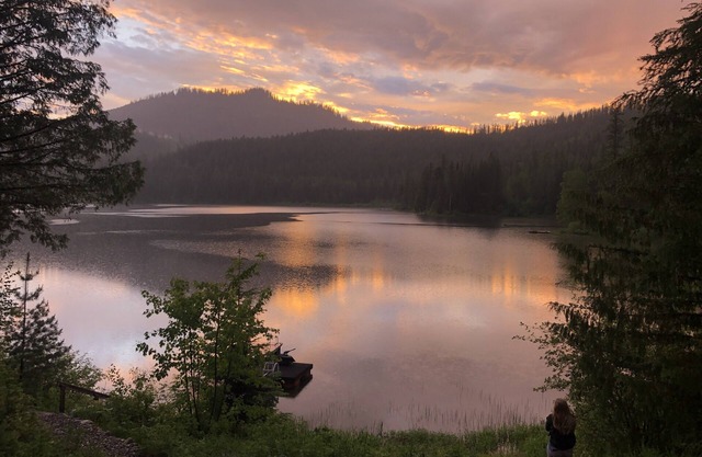 Spoon Lake Front direkt vor dem Glacier National Park