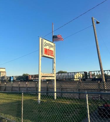 Sportsman Motel