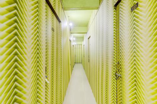 SPOT ON The Space Resto & Rooms
