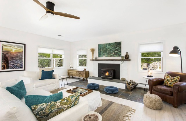 Sprawling Modern Home Minutes from Beach