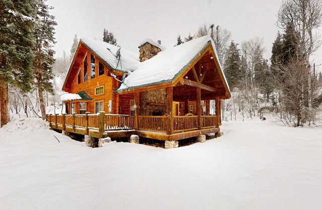 Sprawling mountain retreat with fireplace, deck views, & fire pit - near skiing