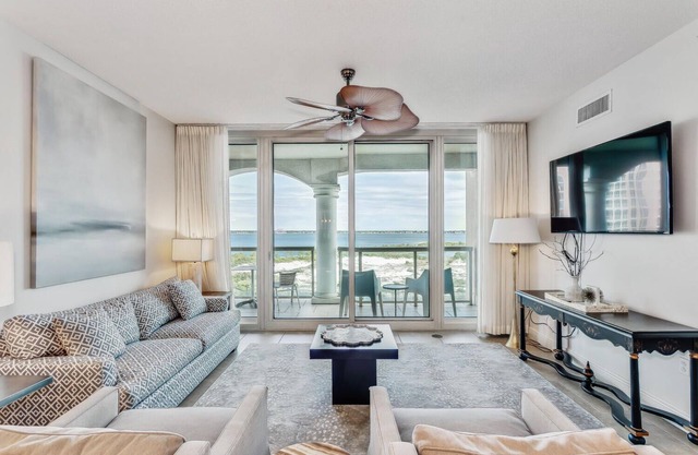 Spring Deals at Portofino 3-0806