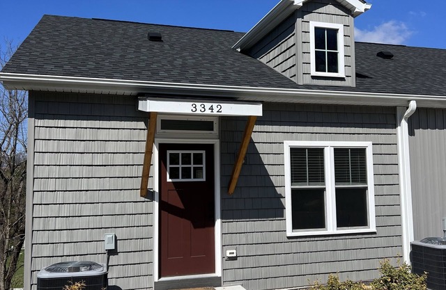 Spring Village Luxury End Rowhouse