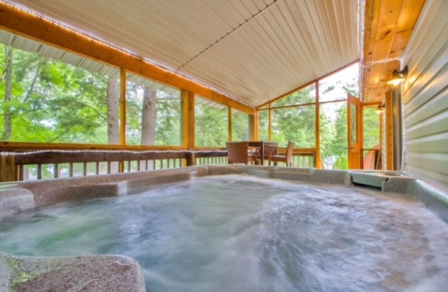 Springhaupt exklusives Haus - Arden, Ontario
