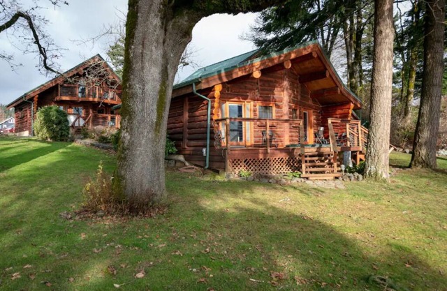 Spruce Cabin at Wilder and Pine Riverside Cabins