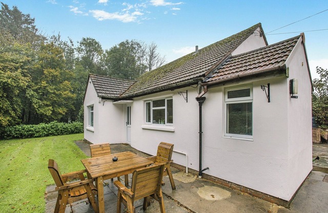 Spruce Cottage - UK46875