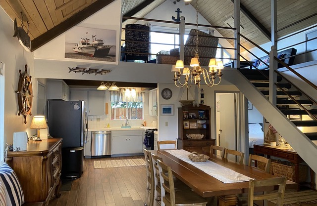 S. S. Anacapa Beach House am Silver Strand Beach
