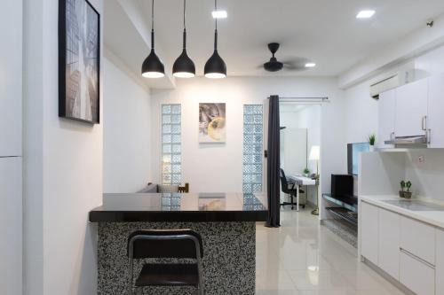 SS15 Courtyard Subang Jaya Sunway Designer Studio Suite Netflix WiFi