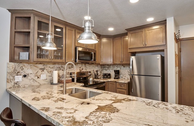 St Anton Condos #49 (1-Bedroom) by RedAwning