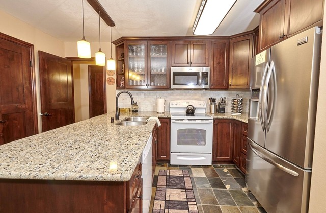 St Anton Condos #9 (1-Bedroom) with Pool by RedAwning