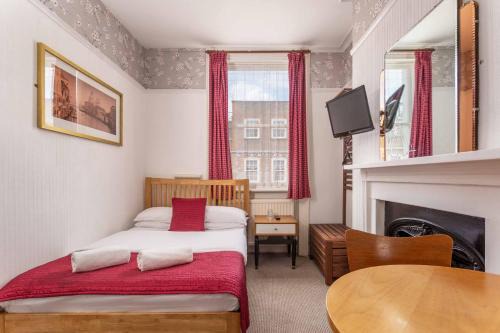 St Athans Hotel