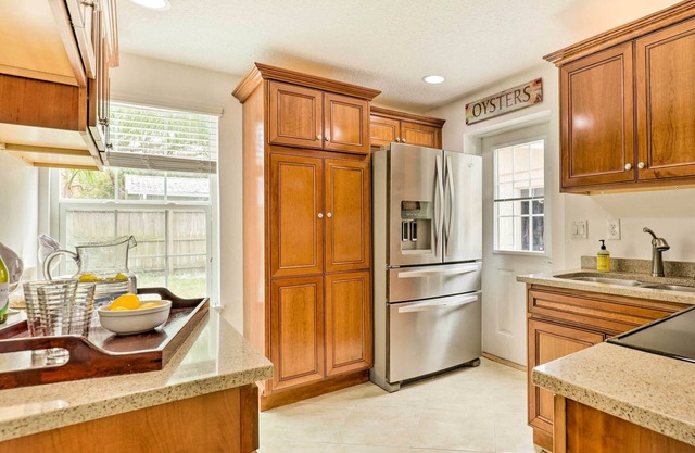 St Augustine Apt w/ Hot Tub Access ~ 1 Mi to Beach