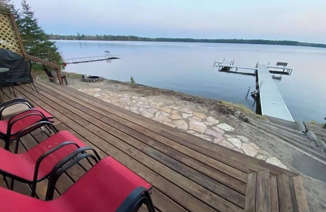 St.Germain Lakefront Cabin for rent, Hike, Bike, Fish, Boat, Relax.