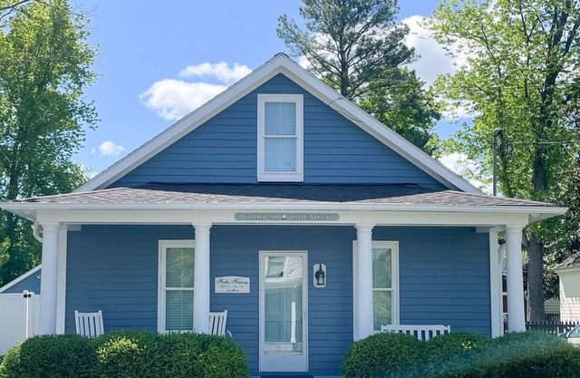 St. Michael's Premier In-Town Rental with heated pool.