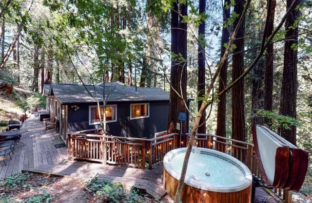 Stairway to Haven ~ Family Cabin in Monte Rio