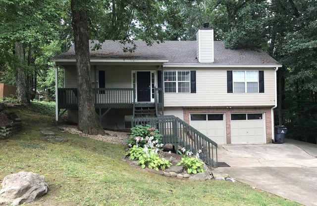 Stand alone Home 6 Meilen zum LakePoint Sports Komplex und 2 Meilen zum Lake Acworth