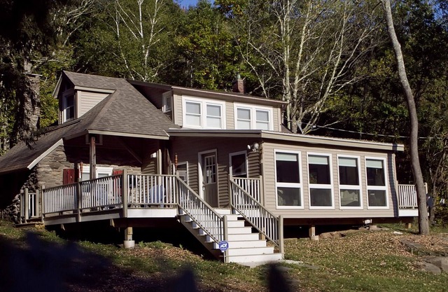 Fröhliche 3 BR Country Cabin auf 5 Morgen - Abgeschieden und doch nahe der Stadt!
