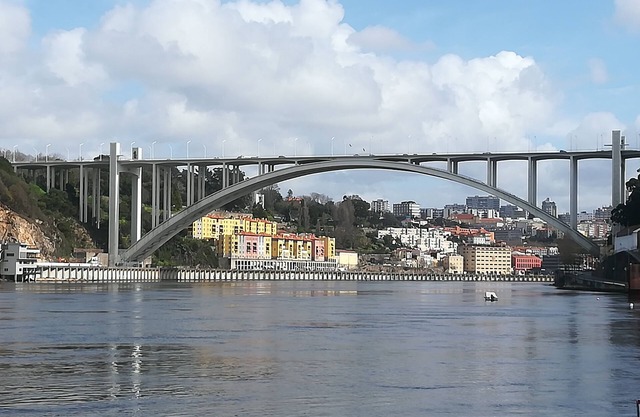Starfish House, Haus am Ufer des Douro