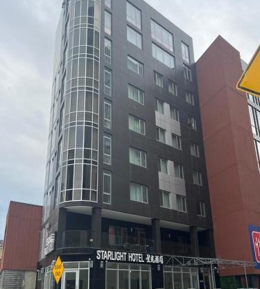 Starlight Hotel Near LGA Airport