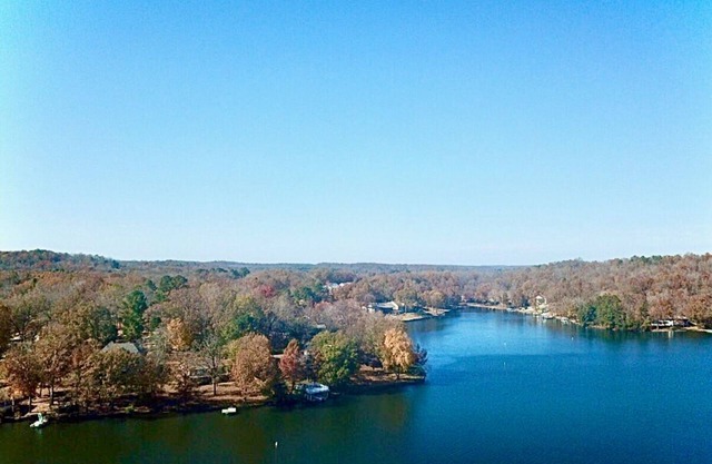 Starlight Lake Lodge on Lake Thunderbird