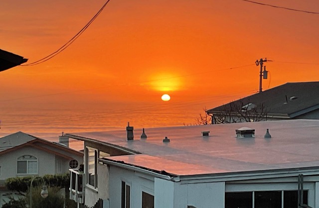 StarLitSands - Comfortable 2-bed house in Cayucos, view of Morro Rock and Ocean